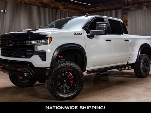 Used 2023 Chevrolet Silverado 1500 LT Trail Boss image 4