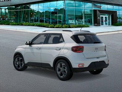 New 2026 Hyundai Venue SEL FWD image 5