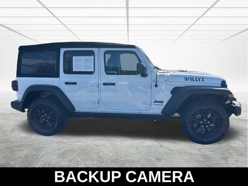 Used 2022 Jeep Wrangler Unlimited Sport AWD/4WD image 4