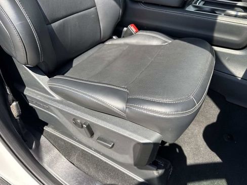 Used 2025 Ford Expedition Max Platinum image 15