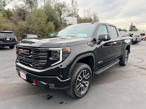 New 2026 GMC Sierra 1500 AT4 w/ AT4 Premium Package image 1