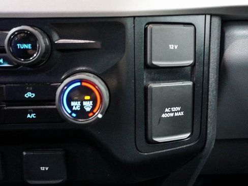 Used 2024 Ford F250 XLT image 23