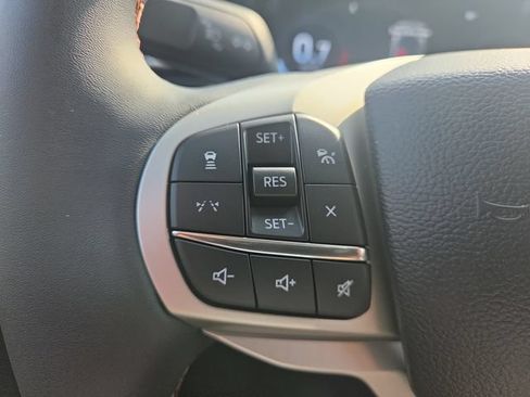 New 2026 Ford Explorer Active w/ Active Comfort Package AWD/4WD image 15