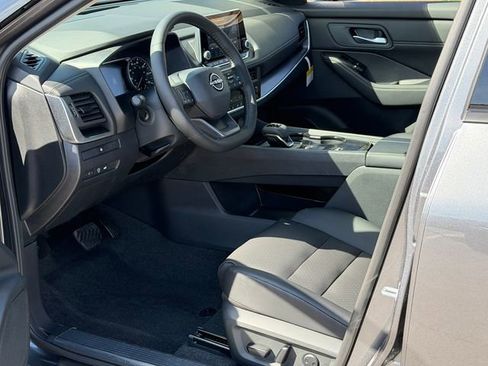 New 2026 Nissan Rogue SV FWD image 11