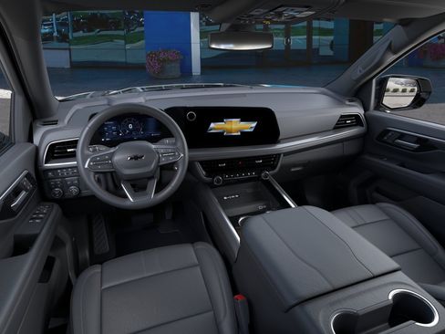 New 2026 Chevrolet Suburban RST w/ Comfort Package AWD/4WD image 15