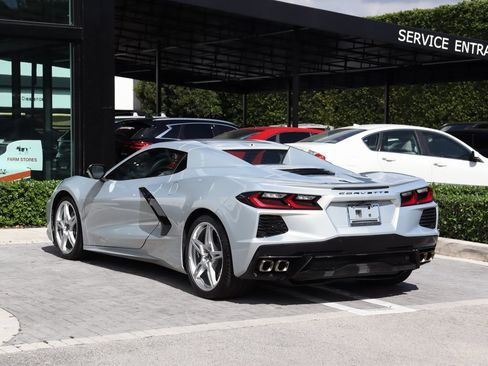 Used 2021 Chevrolet Corvette Stingray Convertible w/ 1LT image 7