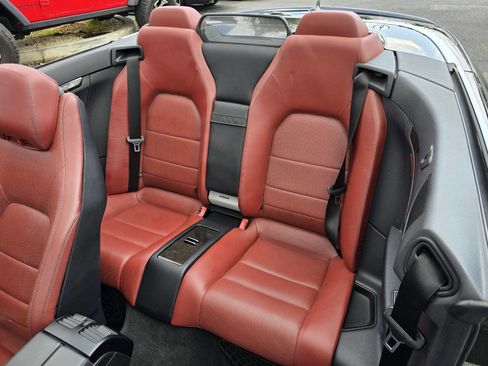 Used 2012 Mercedes-Benz E 350 Cabriolet image 27