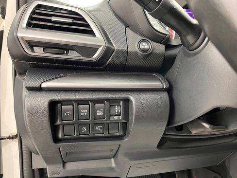Used 2021 Subaru Forester Premium AWD/4WD image 34