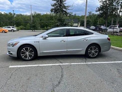 Used 2018 Buick LaCrosse Essence FWD image 4