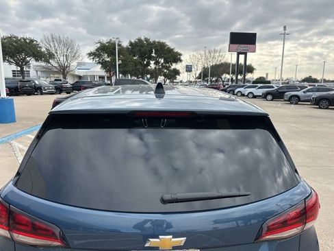 Used 2024 Chevrolet Equinox LT image 5