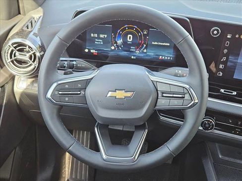 New 2026 Chevrolet Equinox LT image 12