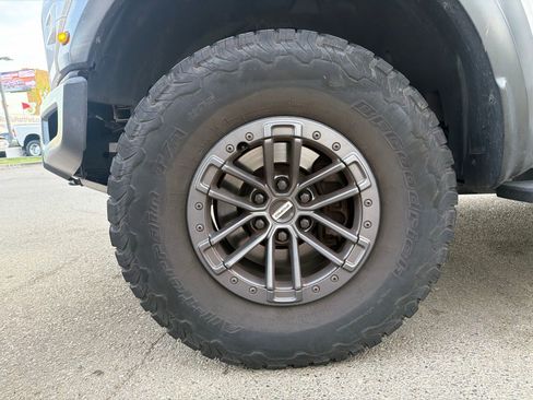Used 2020 Ford F150 Raptor w/ Equipment Group 802A Luxury image 10