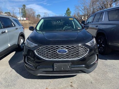 Used 2023 Ford Edge SEL image 5
