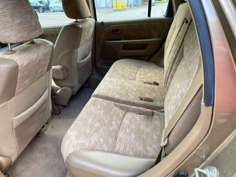 Used 2004 Honda CR-V LX image 12