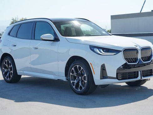 New 2026 BMW X3 xDrive30i w/ Premium Package AWD/4WD image 3