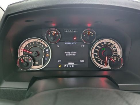 Used 2018 RAM 1500 Laramie w/ Convenience Group image 10