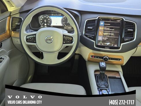 Certified 2022 Volvo XC90 T5 Momentum w/ Advanced Package image 26