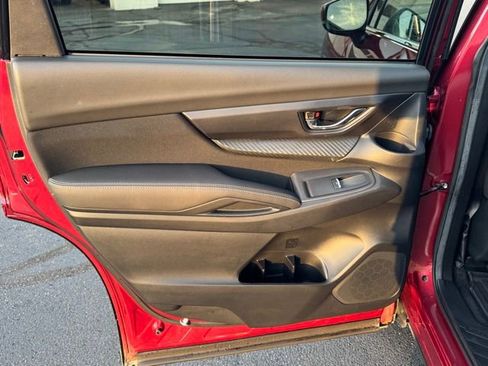 Used 2024 Subaru Ascent Premium w/ Convenience Package image 15