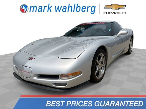 Used 1999 Chevrolet Corvette Coupe w/ Memory Pkg RWD image 1