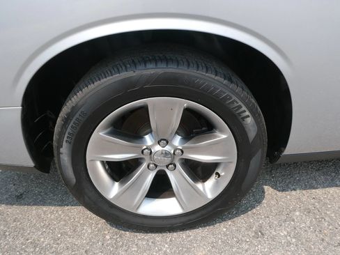 Used 2021 Dodge Challenger SXT RWD image 29