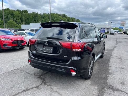 Used 2022 Mitsubishi Outlander GT AWD/4WD image 5