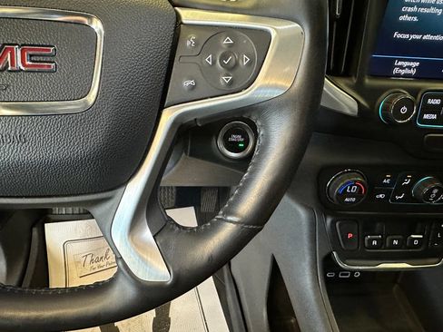 Used 2018 GMC Terrain SLT w/ Preferred Package AWD/4WD image 12