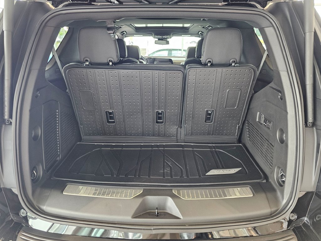 New 2026 Chevrolet Tahoe Premier w/ Sun And Tow Package AWD/4WD image 14