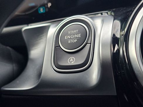 New 2026 Mercedes-Benz GLB 250 4MATIC image 43