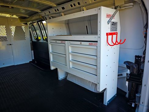 New 2025 GMC Savana 3500 Work Van 3D Extended Cargo Van w/ Driver Convenience Package image 26