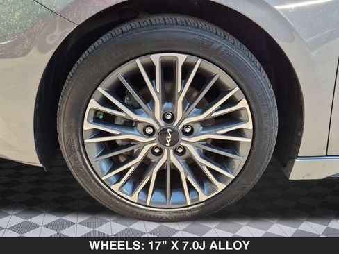 Used 2023 Kia Forte GT-Line w/ GT-Line Premium Package FWD image 10