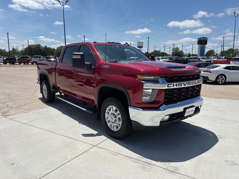 Used 2020 Chevrolet Silverado 2500 LT w/ Convenience Package AWD/4WD image 8