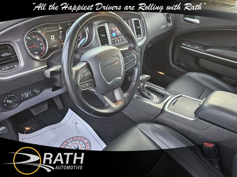 Used 2021 Dodge Charger SXT w/ Leather Interior Group image 10