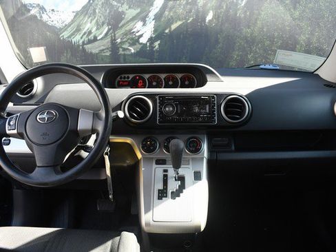 Used 2008 Scion xB image 18
