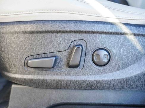 Used 2023 Kia Telluride S image 21