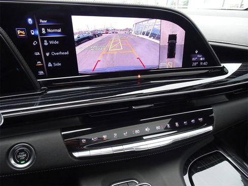 Certified 2022 Cadillac Escalade Sport w/ Touring Package image 21