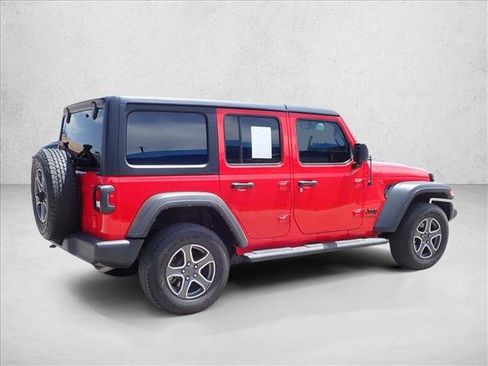 Used 2022 Jeep Wrangler Unlimited Sport AWD/4WD image 4