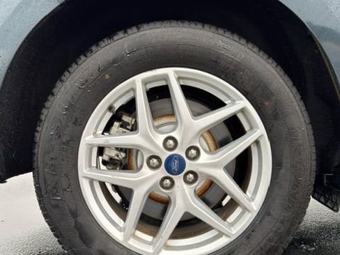 Used 2022 Ford Edge SEL image 26