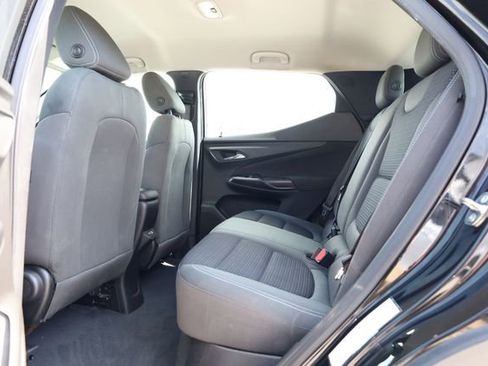 Used 2023 Chevrolet Bolt EUV LT FWD image 27