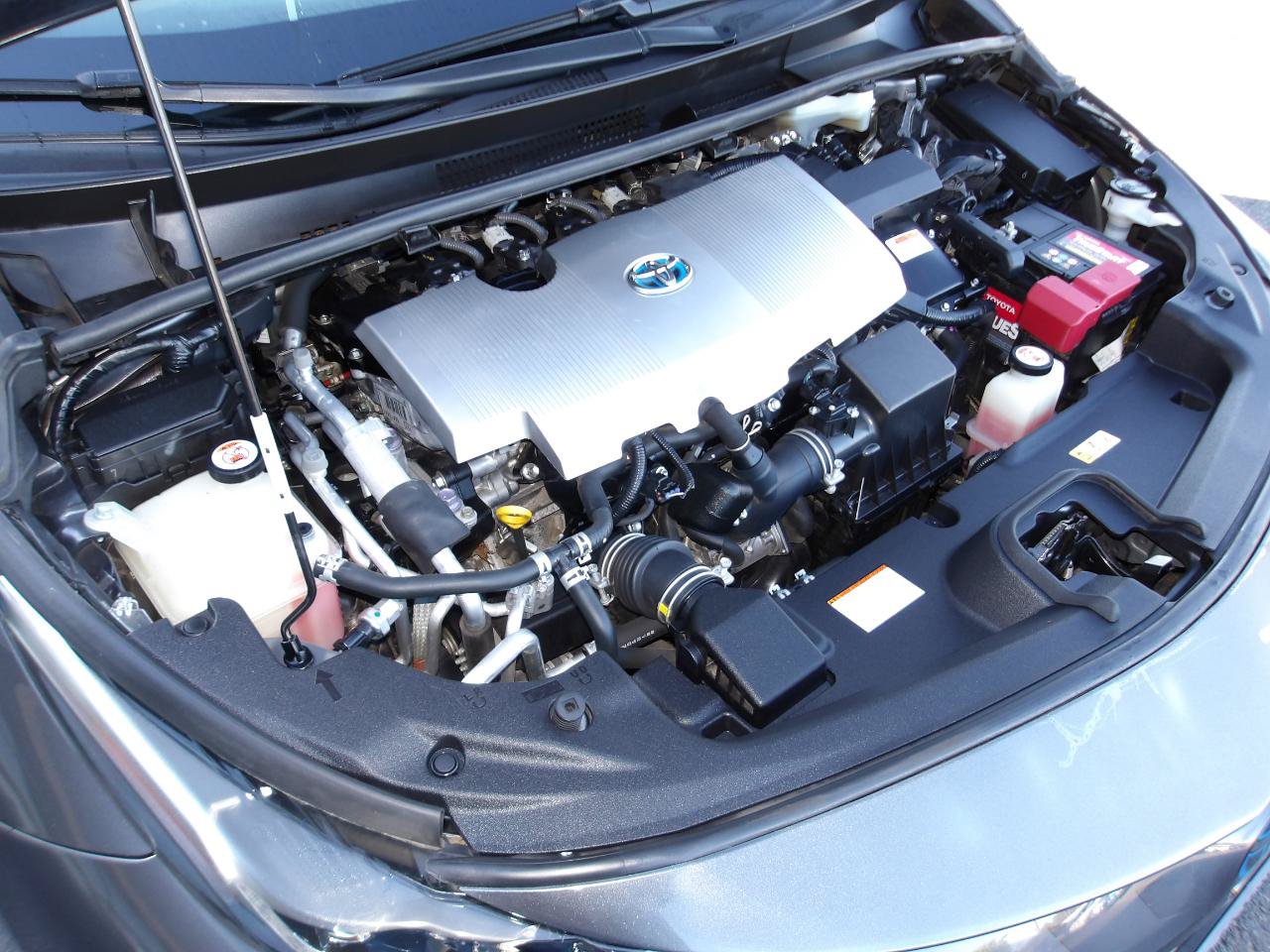 Used 2018 Toyota Prius Prime Premium FWD image 22