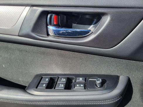 Used 2017 Subaru Outback 2.5i Premium image 24