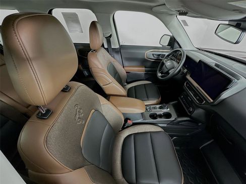 New 2025 Ford Bronco Sport Outer Banks w/ Sasquatch Outer Banks Package AWD/4WD image 29