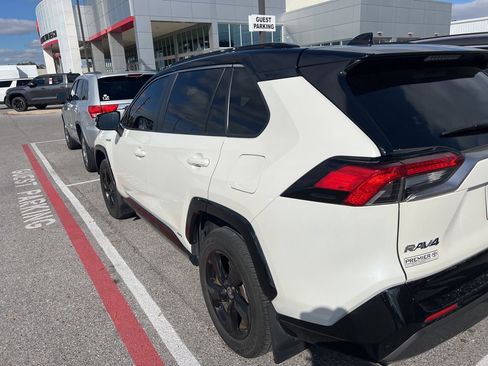 Used 2021 Toyota RAV4 XSE w/ XSE Grade Weather Package image 5