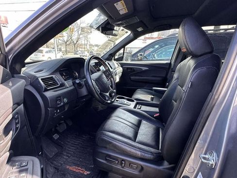 Used 2022 Honda Pilot TrailSport image 13