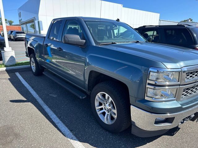 Used 2014 Chevrolet Silverado 1500 LT w/ Max Trailering Package AWD/4WD image 2