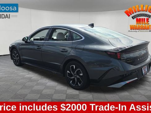 Used 2024 Hyundai Sonata SEL FWD image 5