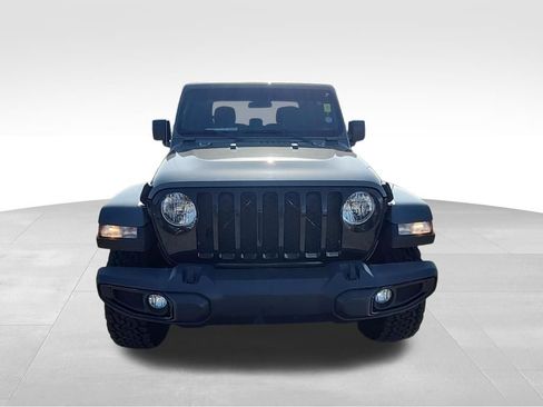 Used 2022 Jeep Gladiator Willys image 16