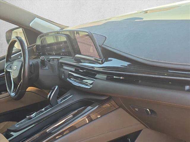 Used 2021 Cadillac Escalade Sport w/ Driver Assist Tech Package AWD/4WD image 26