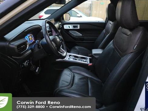 Used 2023 Ford Explorer Platinum w/ Technology Package image 10