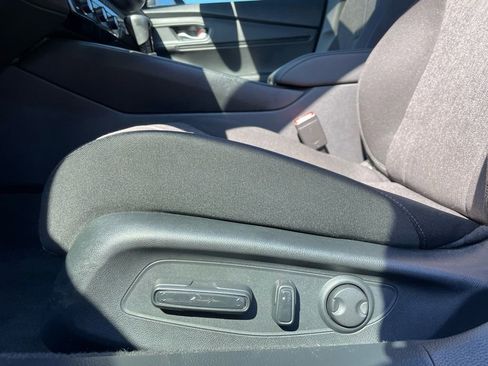 Certified 2025 Honda Accord Sport image 25