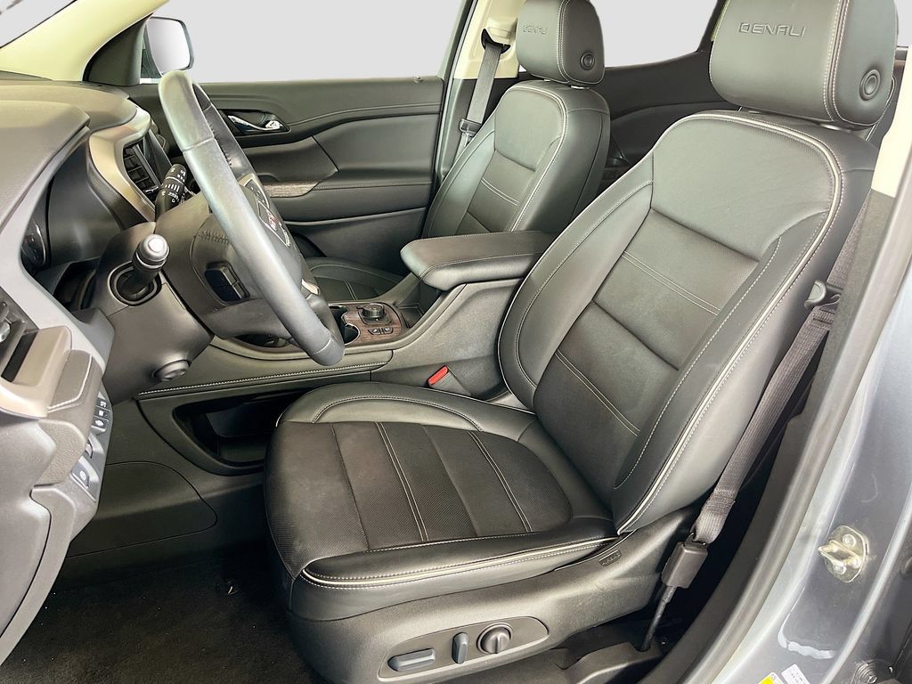 Used 2022 GMC Acadia Denali FWD image 22